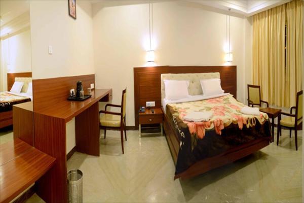 Raya'S Grand Hotel Kumbakonam Luaran gambar